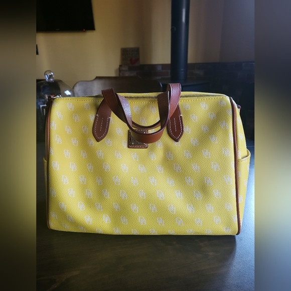 Dooney & Bourke Handbags - Dooney & Bourke Olivia Satchel